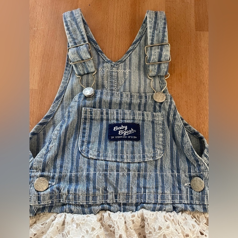 OshKosh B’Gosh 2T blue denim and cream lace overalls dress - Picture 2 of 9
